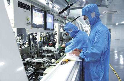 顯示器生產(chǎn)車間空氣過(guò)濾